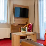 Greti - Alpine Boutique Mit Alpentherme Eintritt, Reichhaltigem Fruehstueck, Sauna Hotel Bad Hofgastein