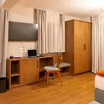 Greti - Alpine Boutique Mit Alpentherme Eintritt, Reichhaltigem Fruehstueck, Sauna *