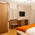 Greti - Alpine Boutique Mit Alpentherme Eintritt, Reichhaltigem Fruehstueck, Sauna * Bad Hofgastein