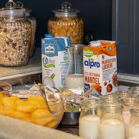Hotel Greti - Alpine Boutique Mit Alpentherme Eintritt, Reichhaltigem Fruehstueck, Sauna
