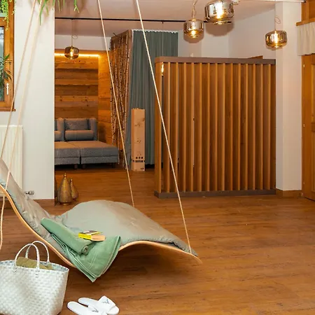 Greti - Dahoam, Nur Feiner - Alpine Boutique Mit Alpentherme Eintritt, Reichhaltigem Fruehstueck, Sauna Bad Hofgastein