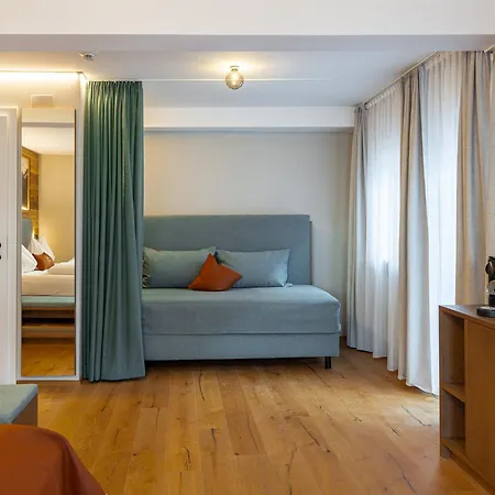 Greti - Dahoam, Nur Feiner - Alpine Boutique Mit Alpentherme Eintritt, Reichhaltigem Fruehstueck, Sauna