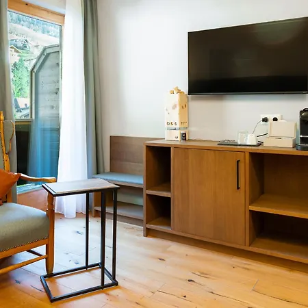 Hotel Greti - Dahoam, Nur Feiner - Alpine Boutique Mit Alpentherme Eintritt, Reichhaltigem Fruehstueck, Sauna