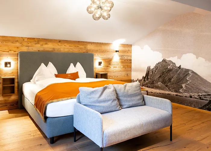 Greti - Dahoam, Nur Feiner - Alpine Boutique Mit Alpentherme Eintritt, Reichhaltigem Fruehstueck, Sauna