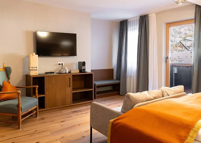 Greti - Dahoam, Nur Feiner - Alpine Boutique Mit Alpentherme Eintritt, Reichhaltigem Fruehstueck, Sauna *