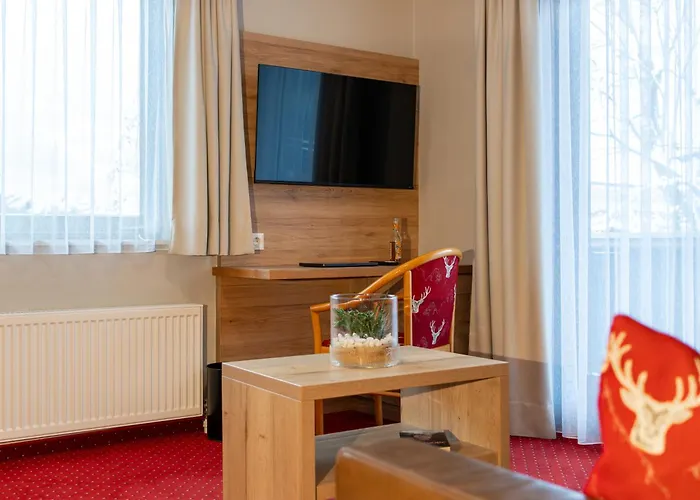 Greti - Dahoam, Nur Feiner - Alpine Boutique Mit Alpentherme Eintritt, Reichhaltigem Fruehstueck, Sauna فندق باد هوفغاستين